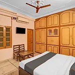 Capital O 84658 Hotel Moonlight Inn